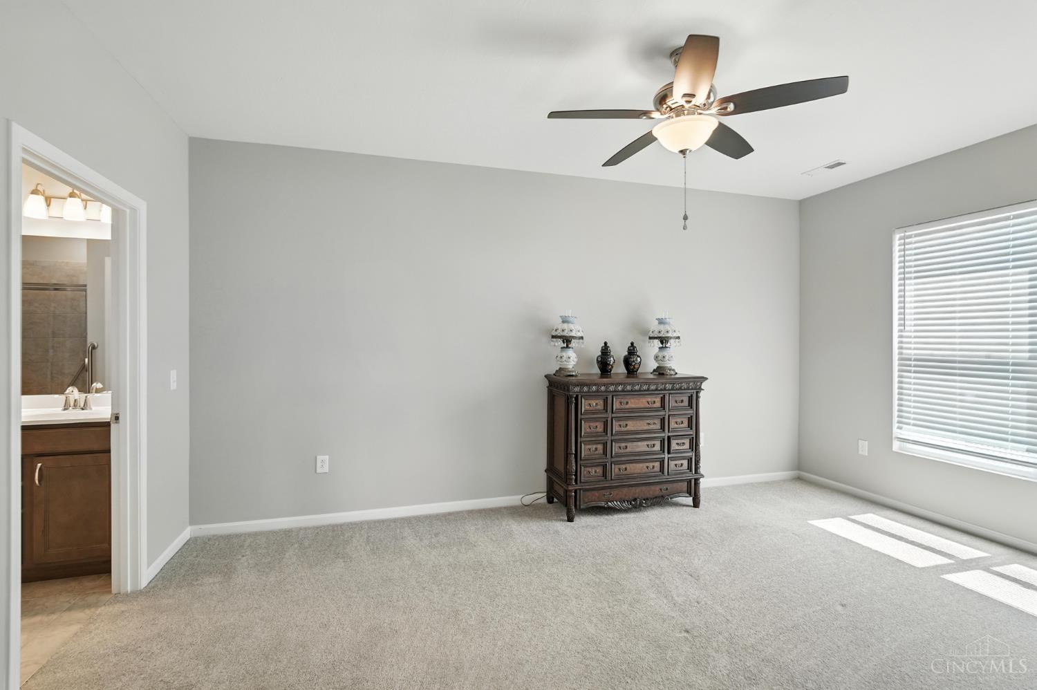 Liberty Twp, Ohio, 45011, United States, 3 Bedrooms Bedrooms, ,3 BathroomsBathrooms,Residential,For Sale,1874656