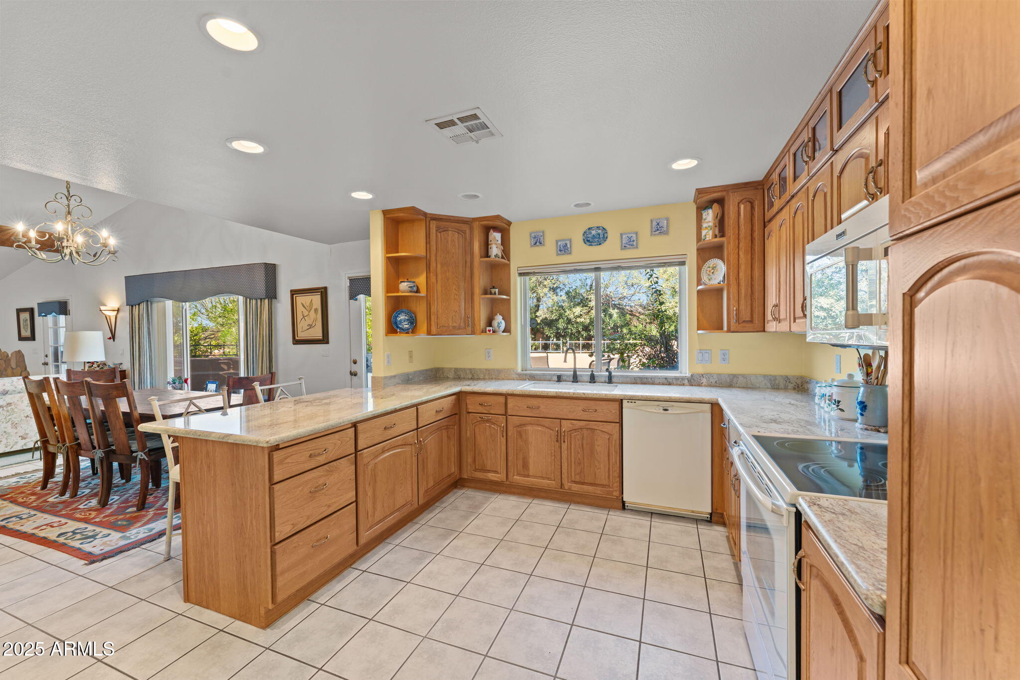 Wickenburg, Arizona, 85390, United States, 3 Bedrooms Bedrooms, ,2 BathroomsBathrooms,Residential,For Sale,1990745