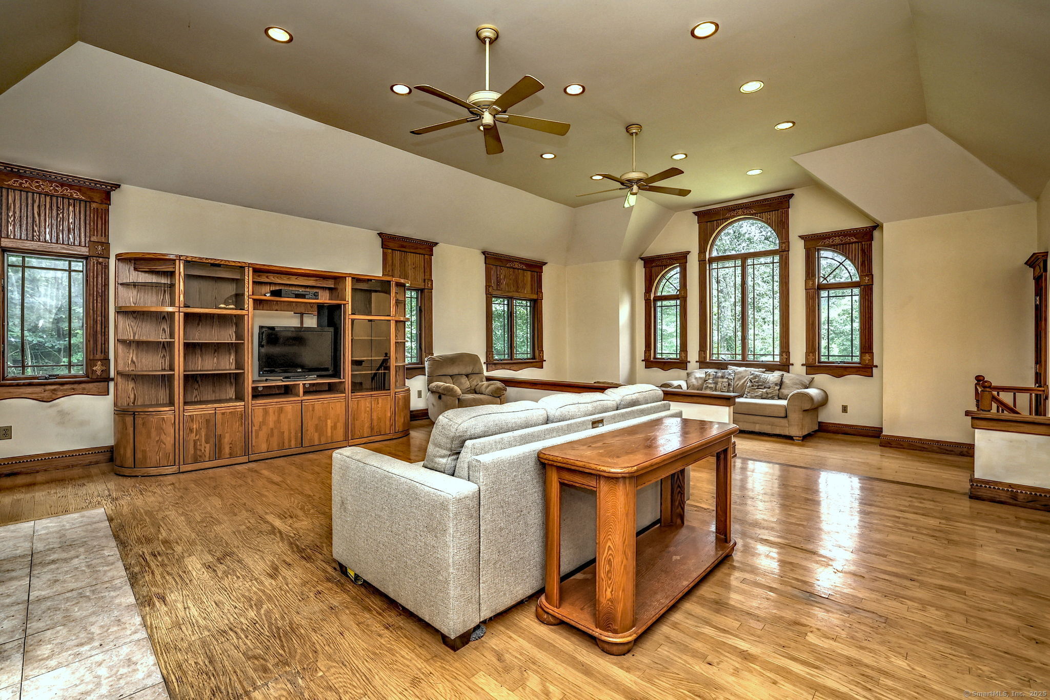 Bethany, Connecticut, 06524, United States, 4 Bedrooms Bedrooms, ,4 BathroomsBathrooms,Residential,For Sale,1905927