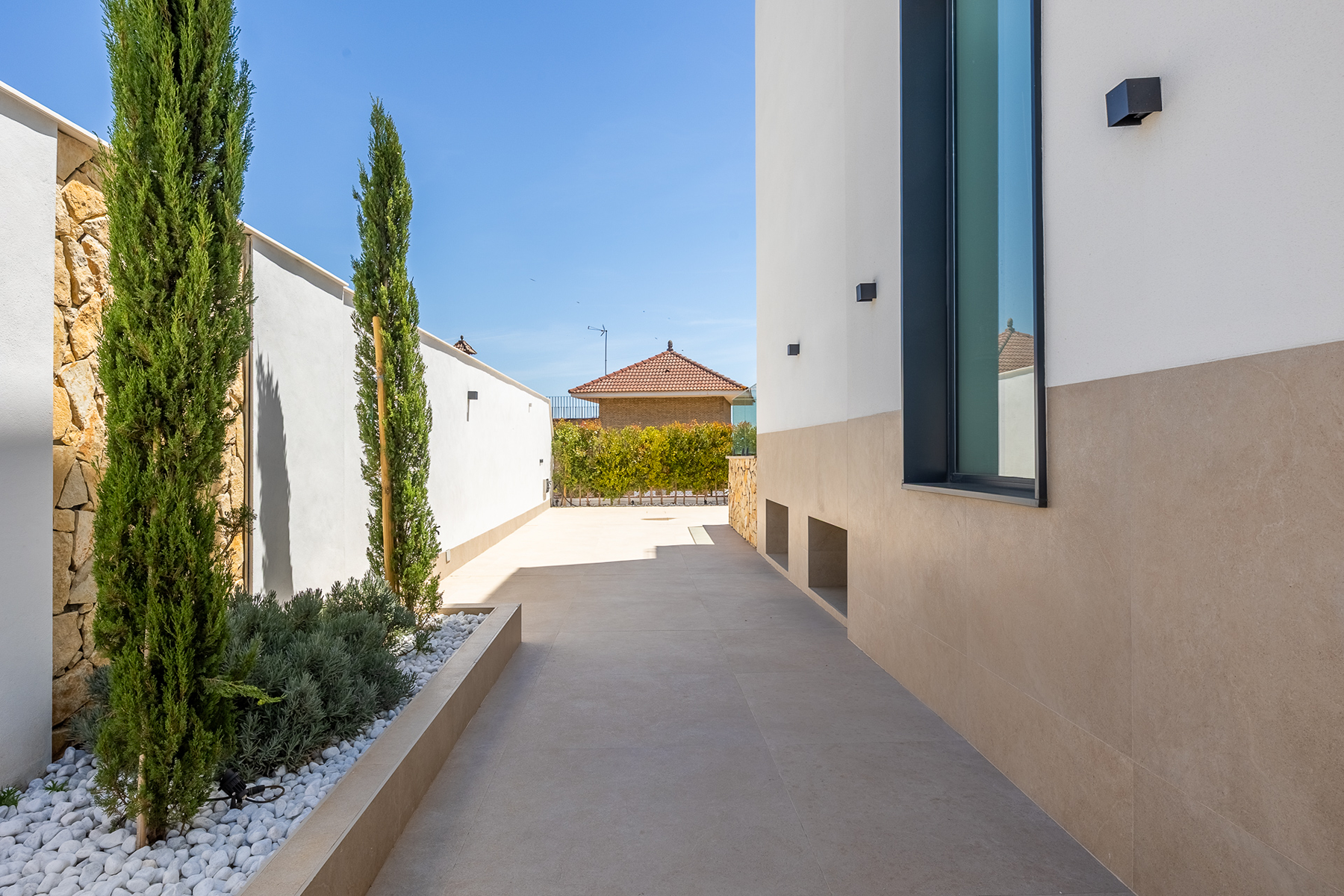  Newly built house with garden, pool, and open views over Seville - 物件實景