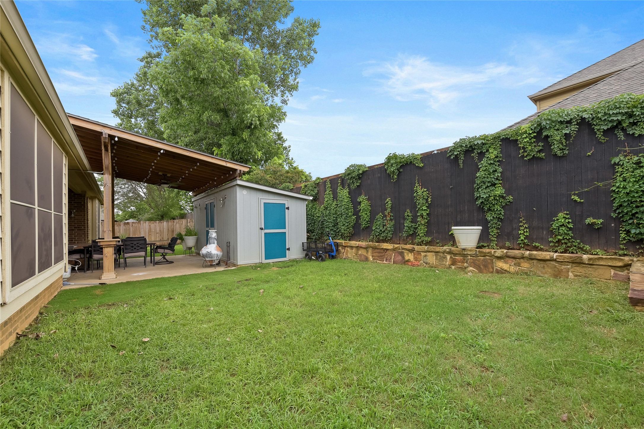 Burleson, Texas, 76028, United States, 4 Bedrooms Bedrooms, ,4 BathroomsBathrooms,Residential,For Sale,1874251