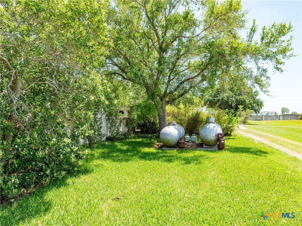 Edna, Texas, 77957, United States, 5 Bedrooms Bedrooms, ,5 BathroomsBathrooms,Residential,For Sale,1770365