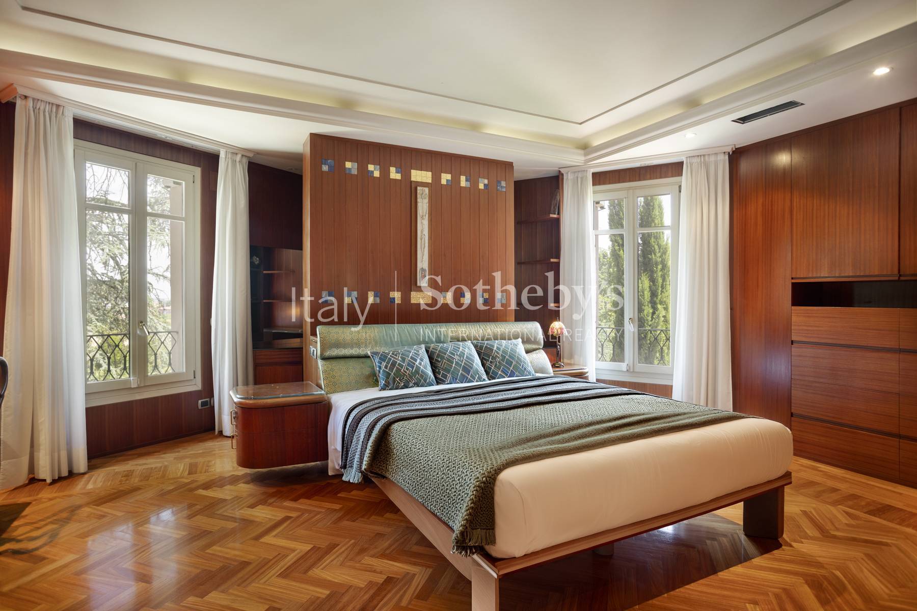  Representative Estate with Three Villas and Private Park - 物件實景