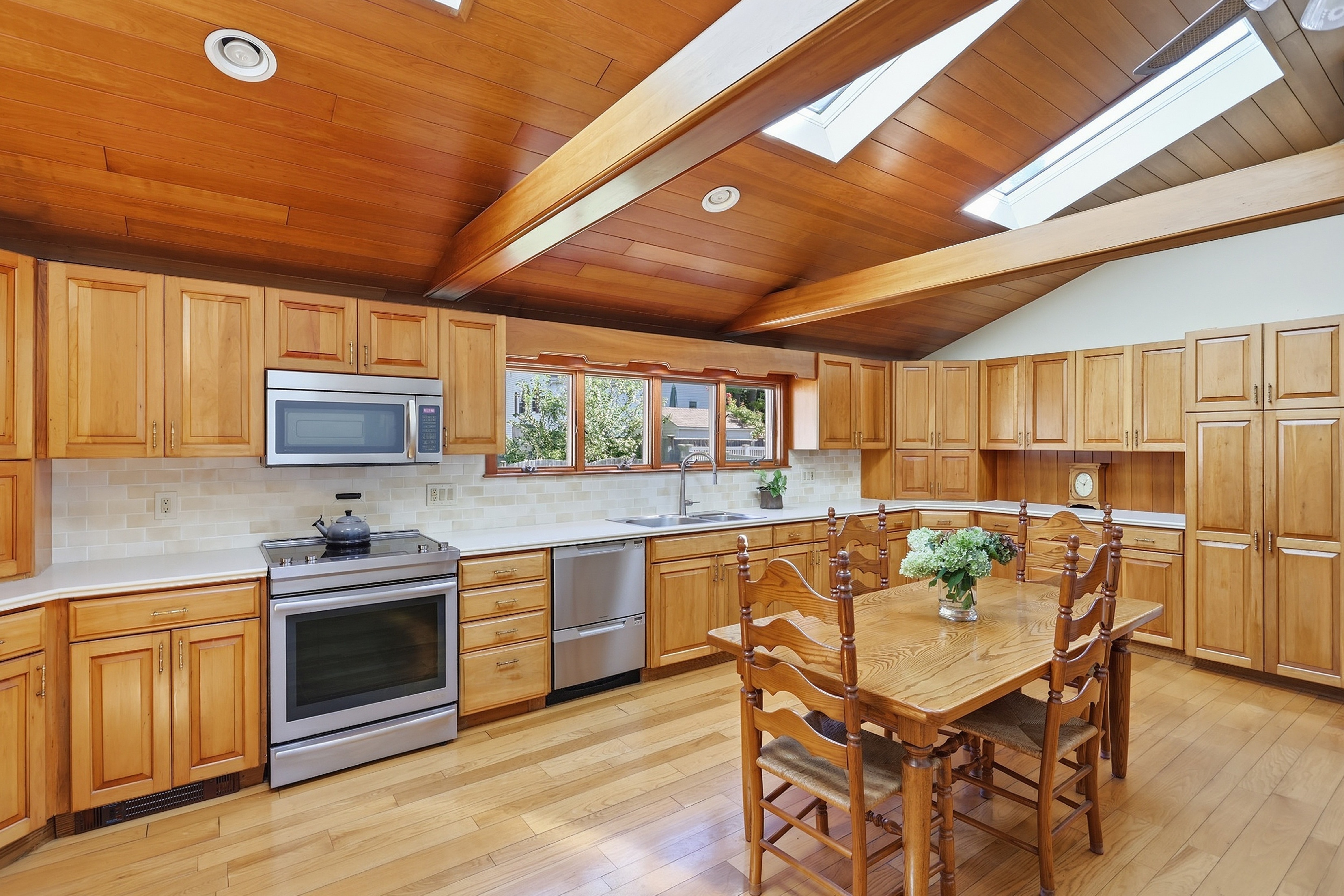 4 Nevada Road, Burlington, MA 01803 - 物件實景