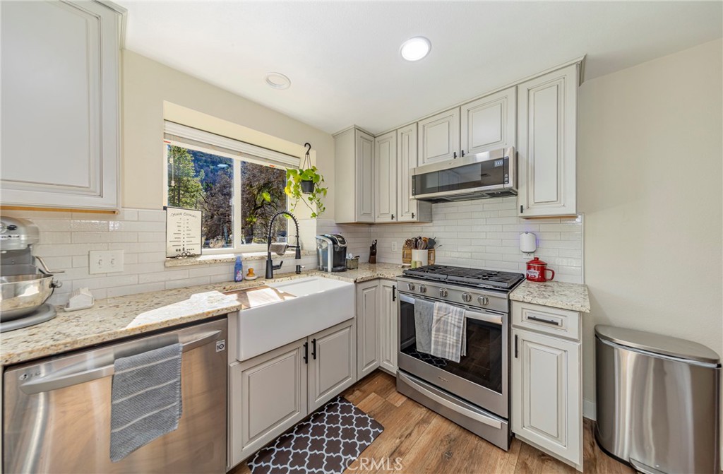 Coarsegold, California, 93614, United States, 4 Bedrooms Bedrooms, ,4 BathroomsBathrooms,Residential,For Sale,1982959