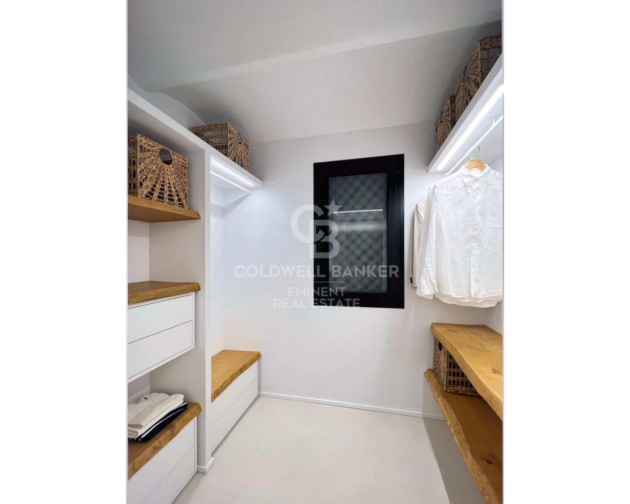 Barcelona, Catalonia, ES, 3 Bedrooms Bedrooms, ,2 BathroomsBathrooms,Residential,For Sale,1699173
