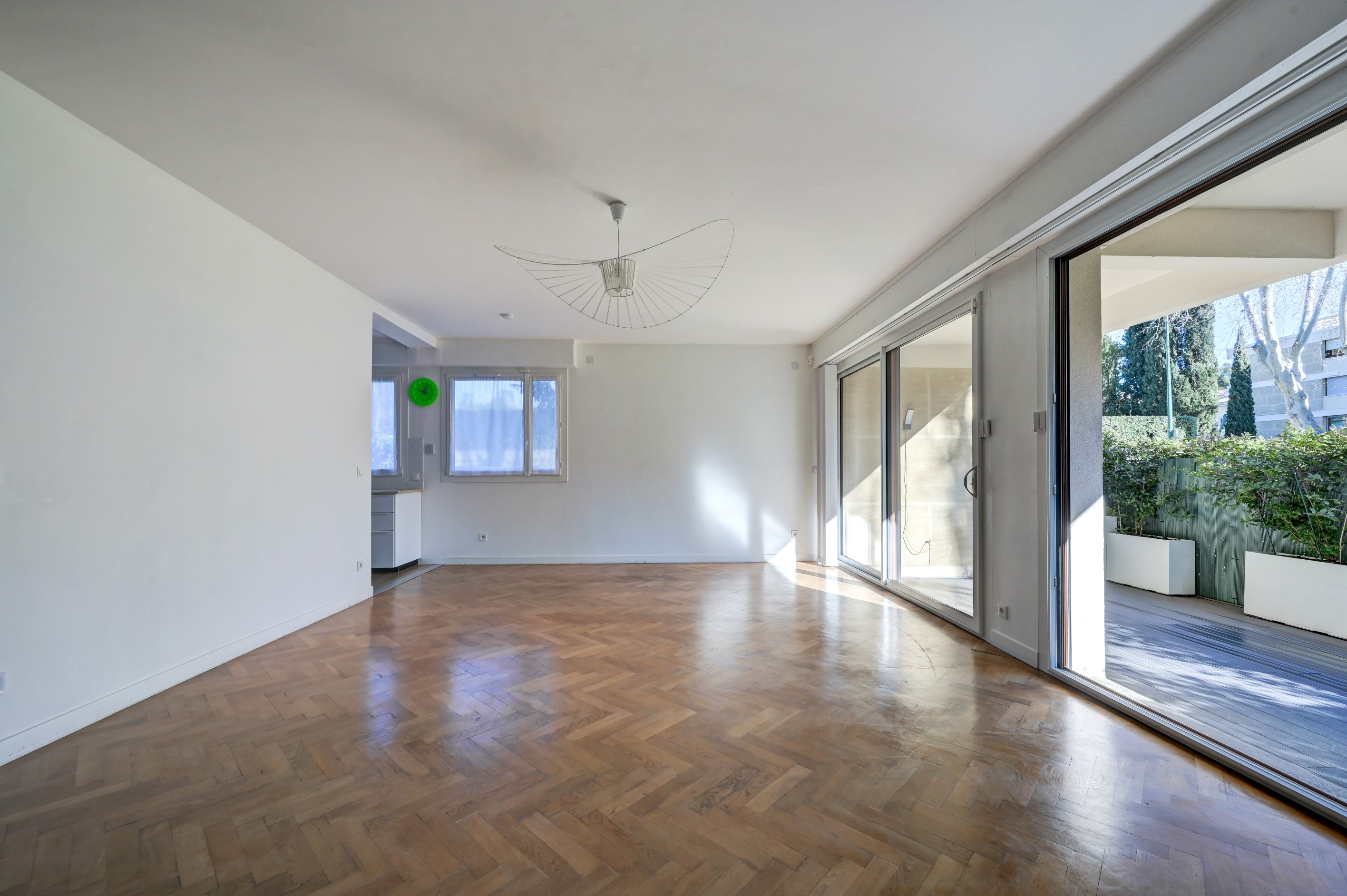 For Sale – 3-Bedroom Apartment in the City Center - 物件實景