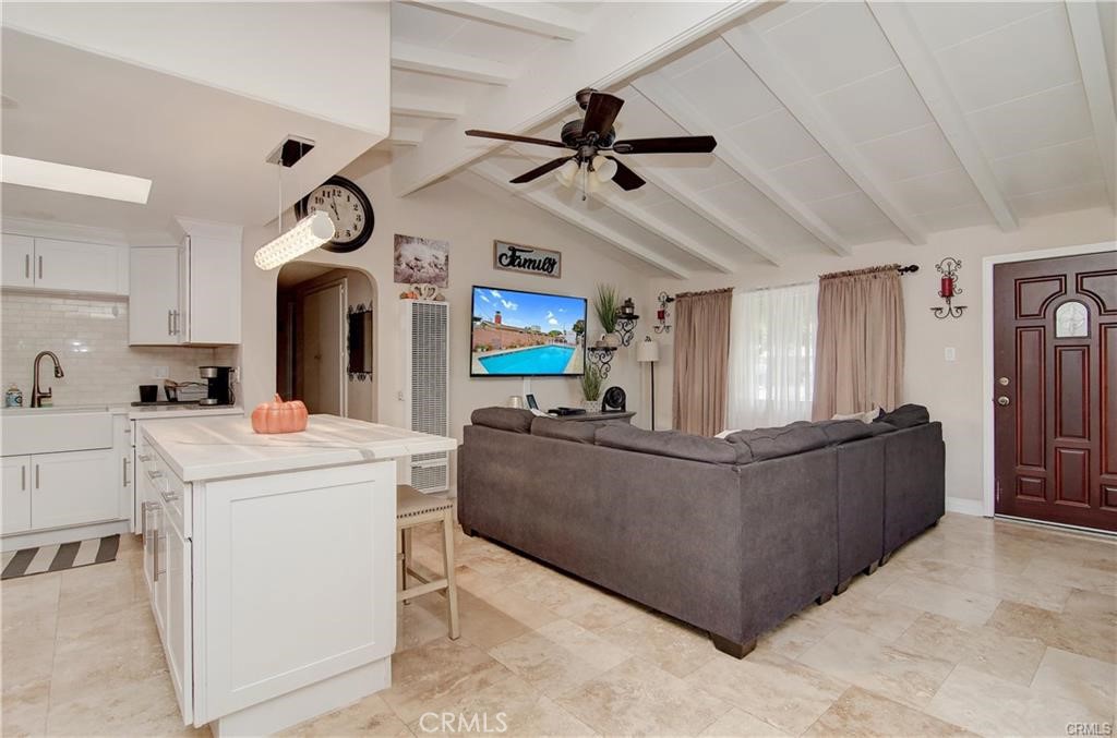 Anaheim, California, 92801, United States, 4 Bedrooms Bedrooms, ,2 BathroomsBathrooms,Residential,For Sale,1987954