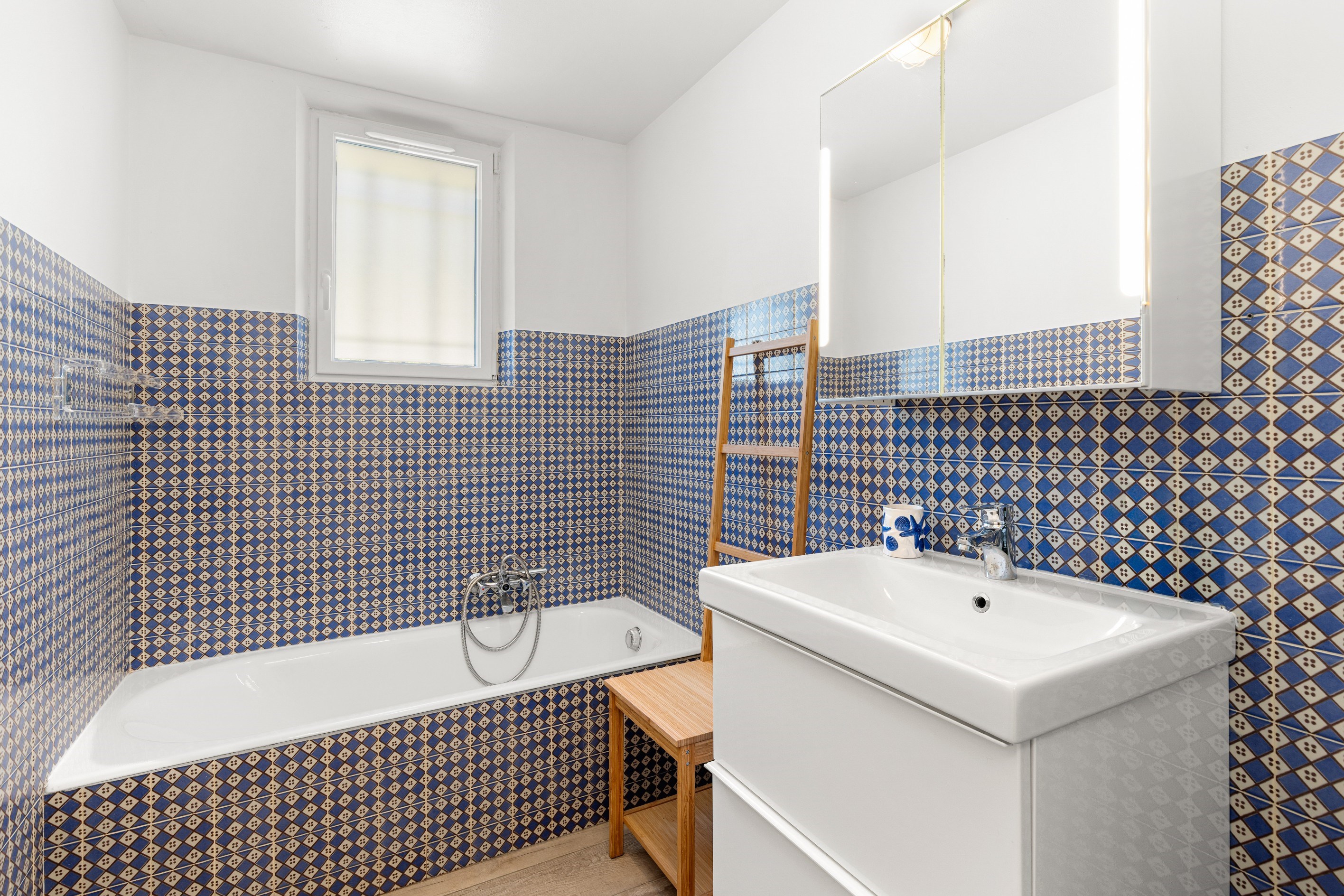  Exclusive listing: Property with guest accommodation in a private estate - 物件實景