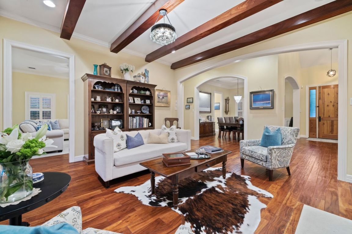 Austin, Texas, 78746, United States, 5 Bedrooms Bedrooms, ,5 BathroomsBathrooms,Residential,For Sale,1847430