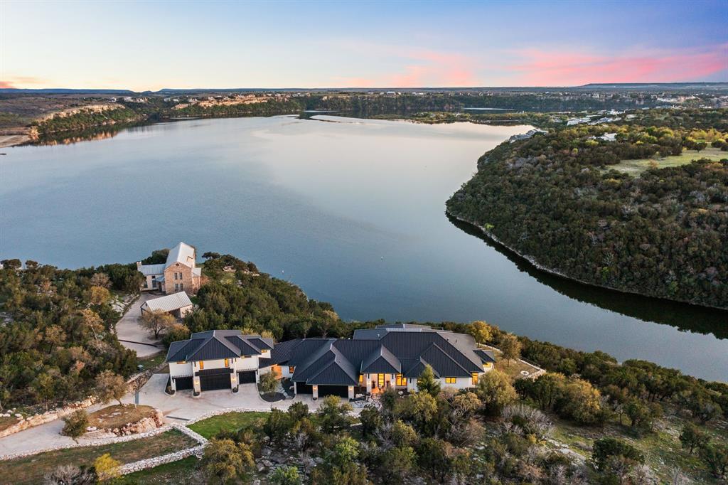 Graford, Texas, 76449, United States, 5 Bedrooms Bedrooms, ,7 BathroomsBathrooms,Residential,For Sale,1806624