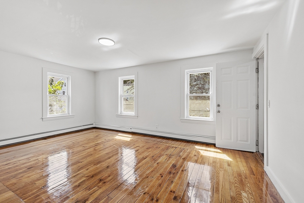Fitchburg, Massachusetts, 01420, United States, 6 Bedrooms Bedrooms, ,3 BathroomsBathrooms,Residential,For Sale,1925075