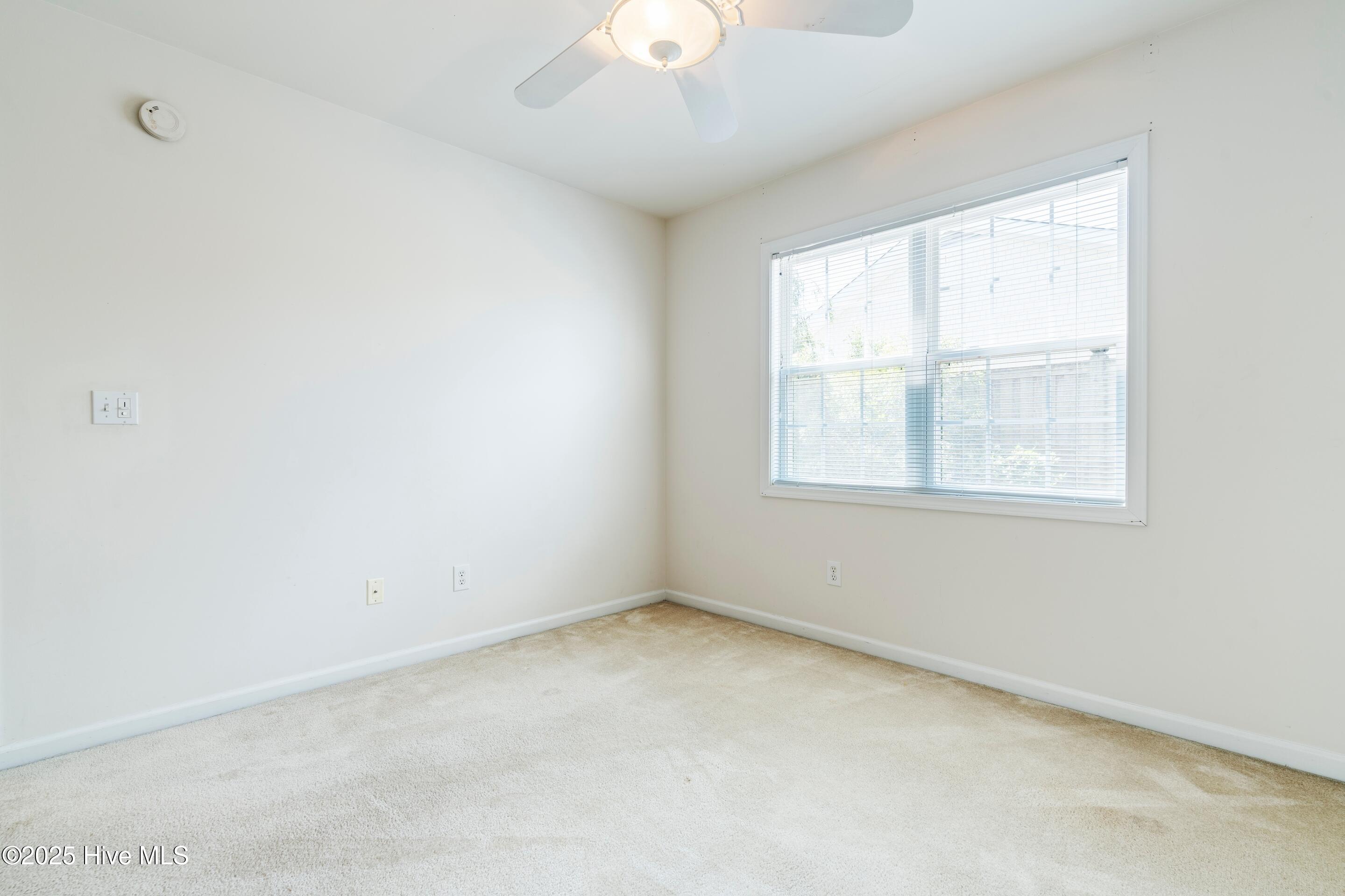 Wilmington, North Carolina, 28405, United States, 4 Bedrooms Bedrooms, ,2 BathroomsBathrooms,Residential,For Sale,1957483