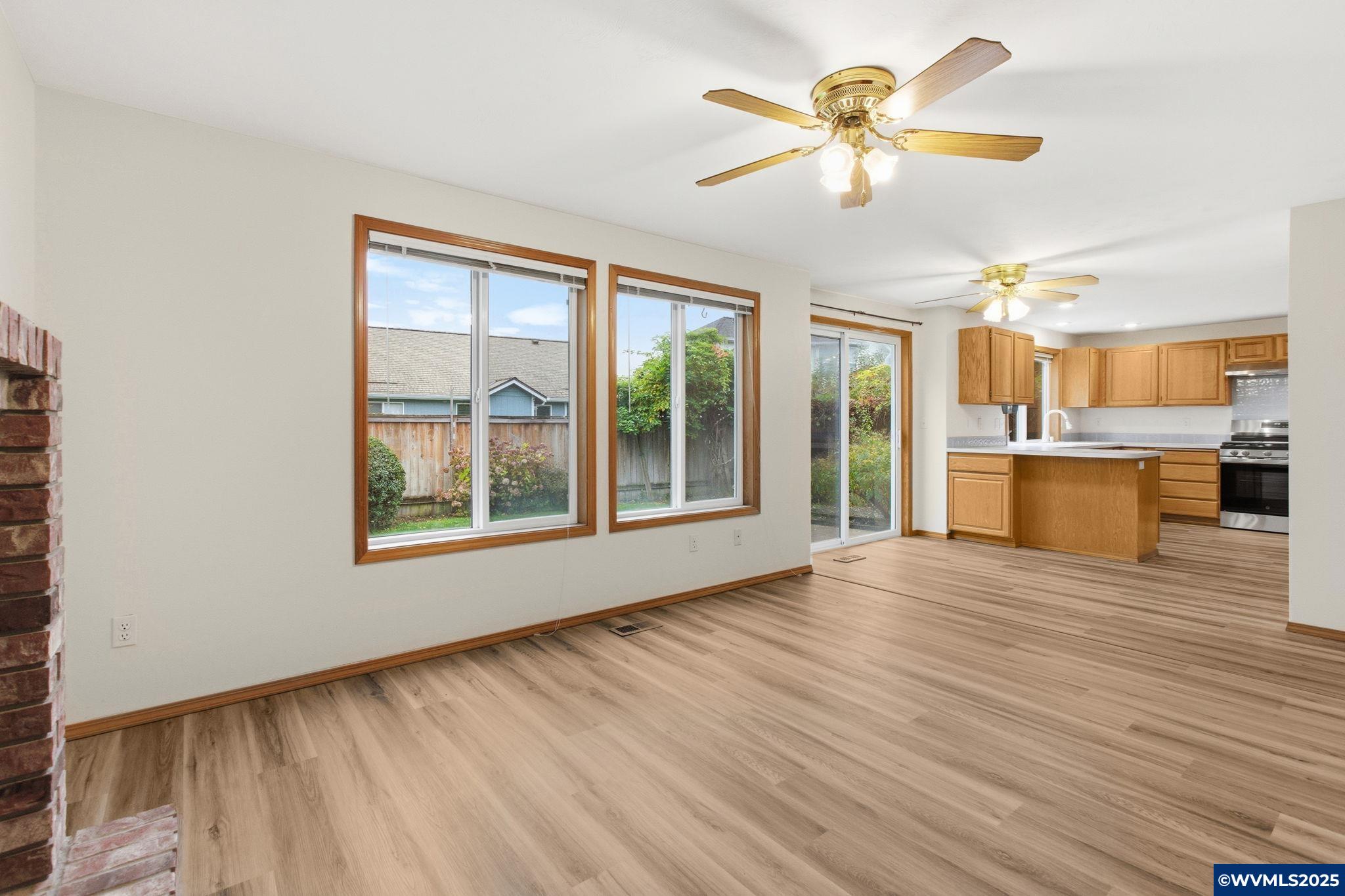 Corvallis, Oregon, 97333, United States, 4 Bedrooms Bedrooms, ,3 BathroomsBathrooms,Residential,For Sale,1999072