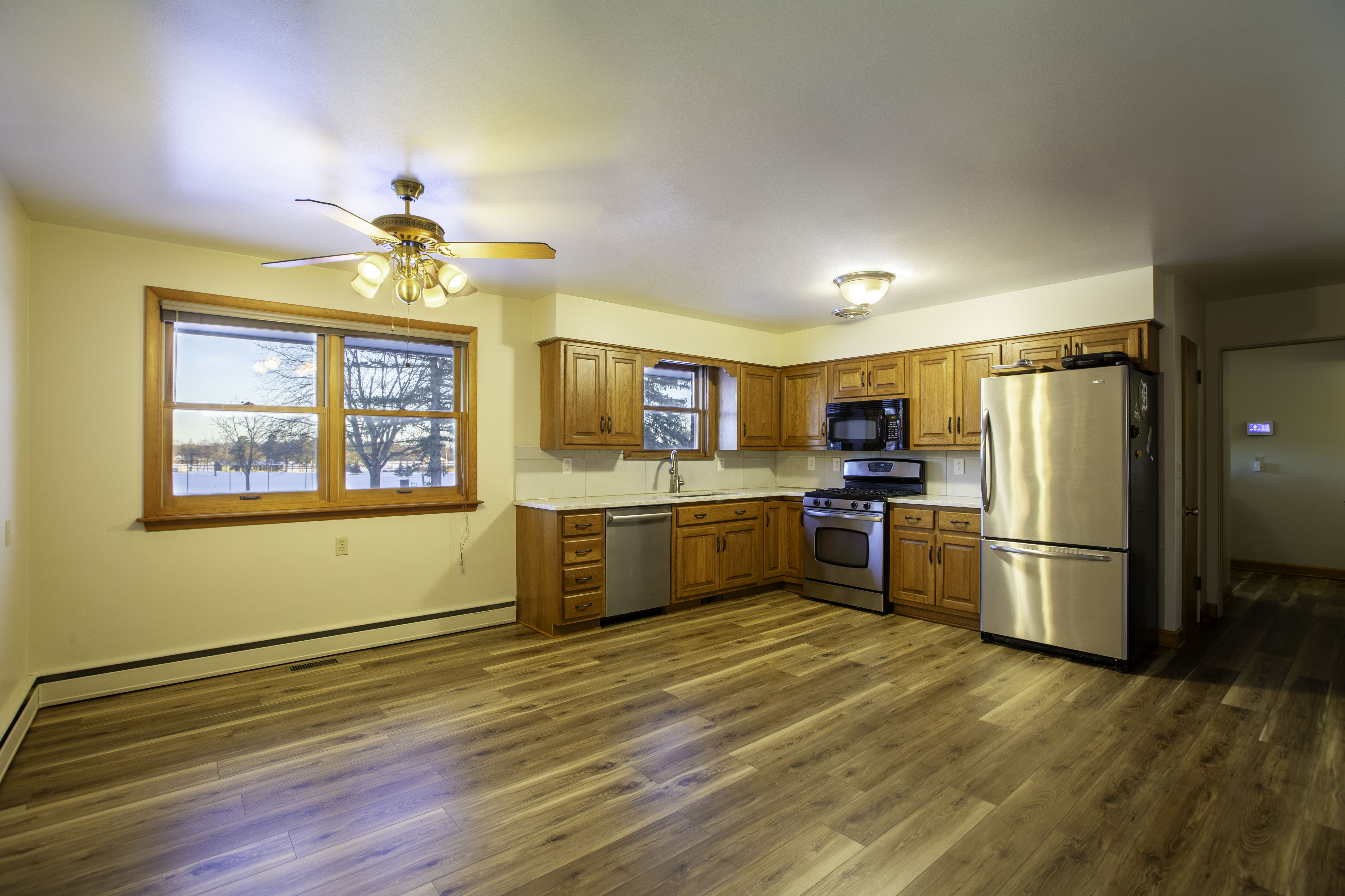 Davison, Michigan, 48423, United States, 6 Bedrooms Bedrooms, ,3 BathroomsBathrooms,Residential,For Sale,2010801