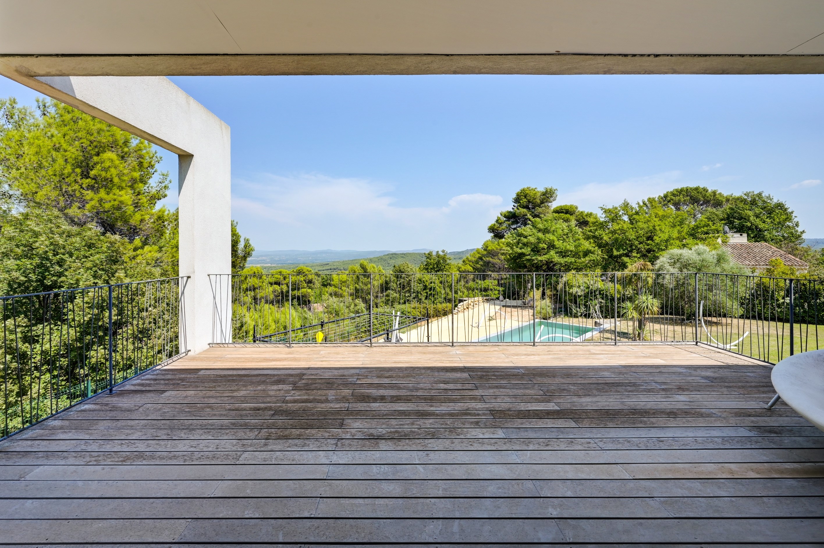  contemporary villa in absolute calm and with a dominant view - 物件實景