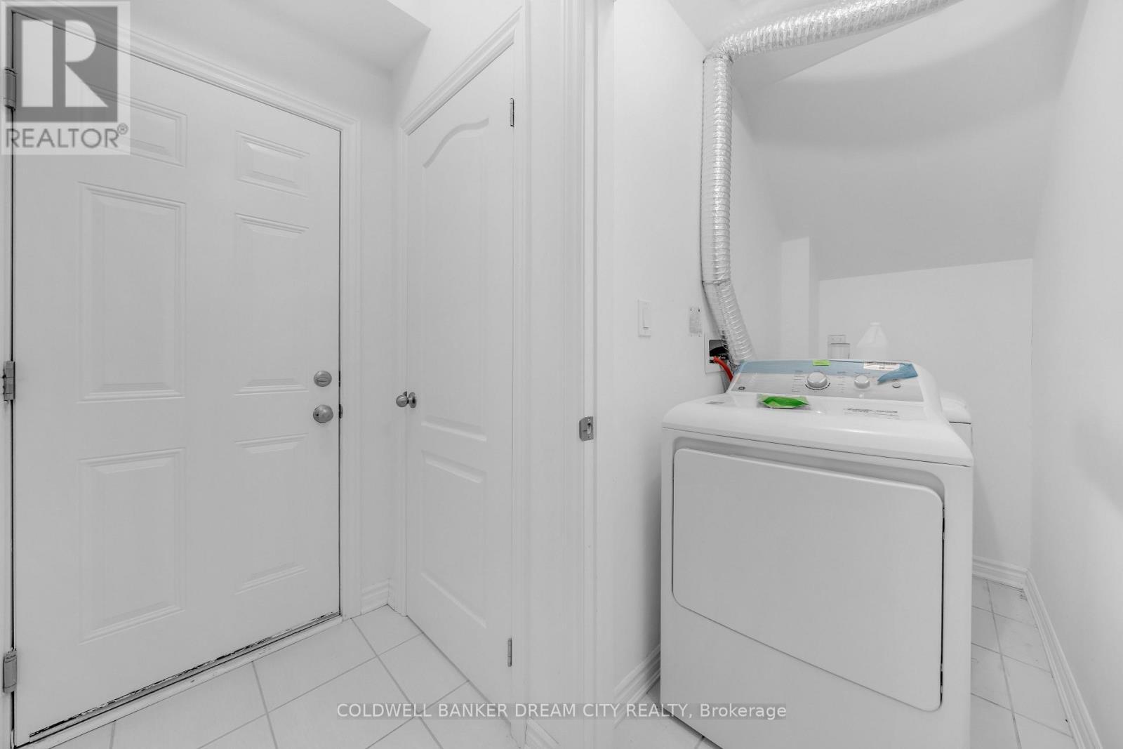 CALEDON, Ontario, L7C 4L6, CA, 3 Bedrooms Bedrooms, ,2 BathroomsBathrooms,Residential,For Sale,1891289