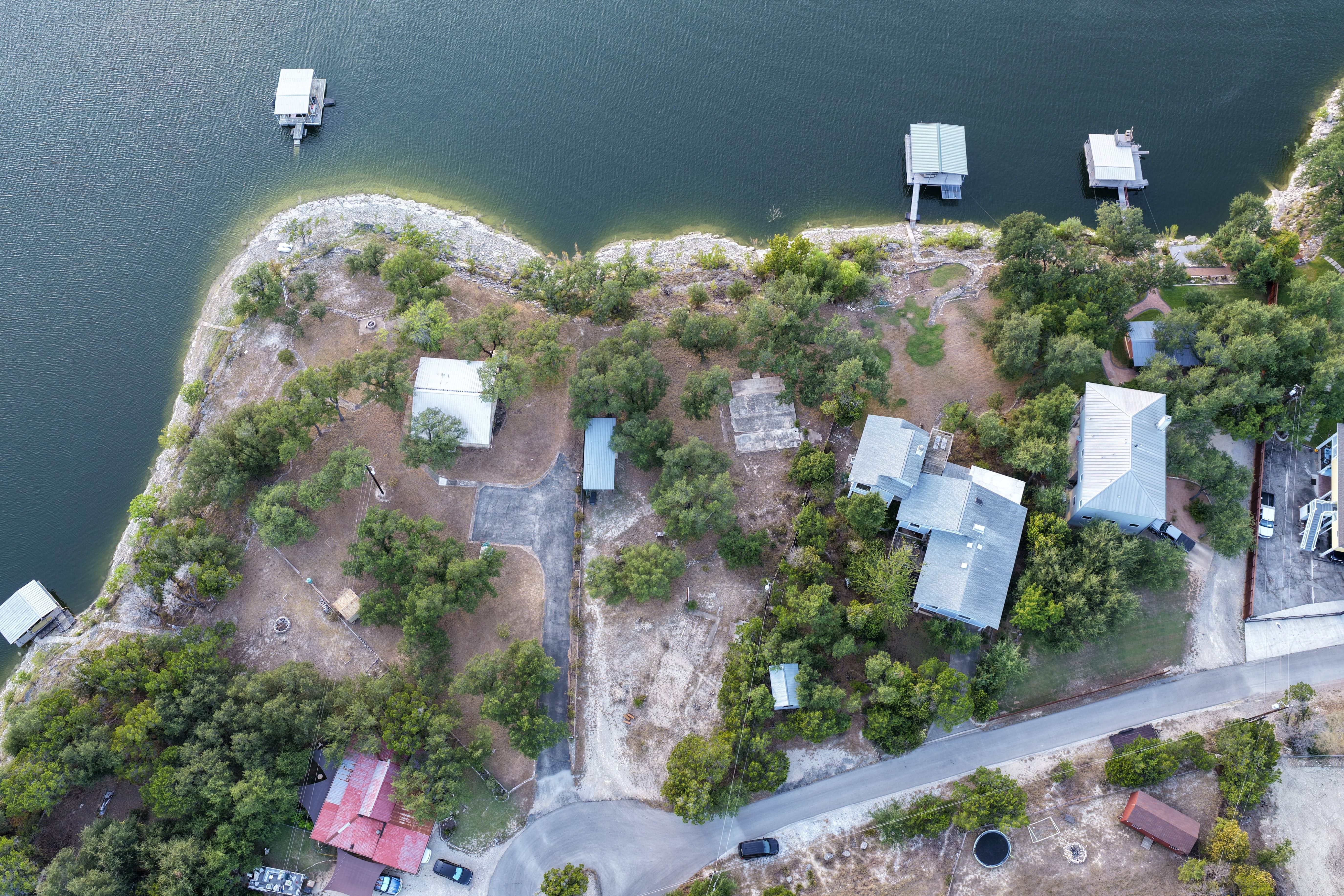  Private Deep-Water Retreat on Lake Travis, Permits in Hand - 物件實景