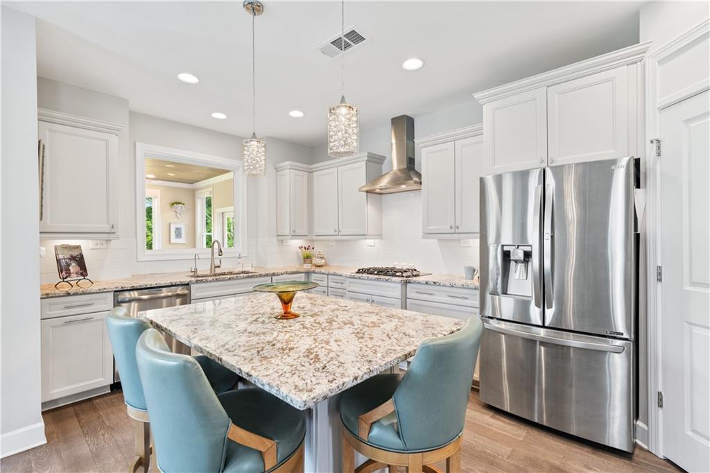 Gainesville, Georgia, 30504, United States, 3 Bedrooms Bedrooms, ,2 BathroomsBathrooms,Residential,For Sale,1937027