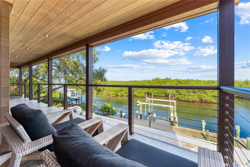 Sarasota, Florida, 34242, United States, 4 Bedrooms Bedrooms, ,5 BathroomsBathrooms,Residential,For Sale,1999117