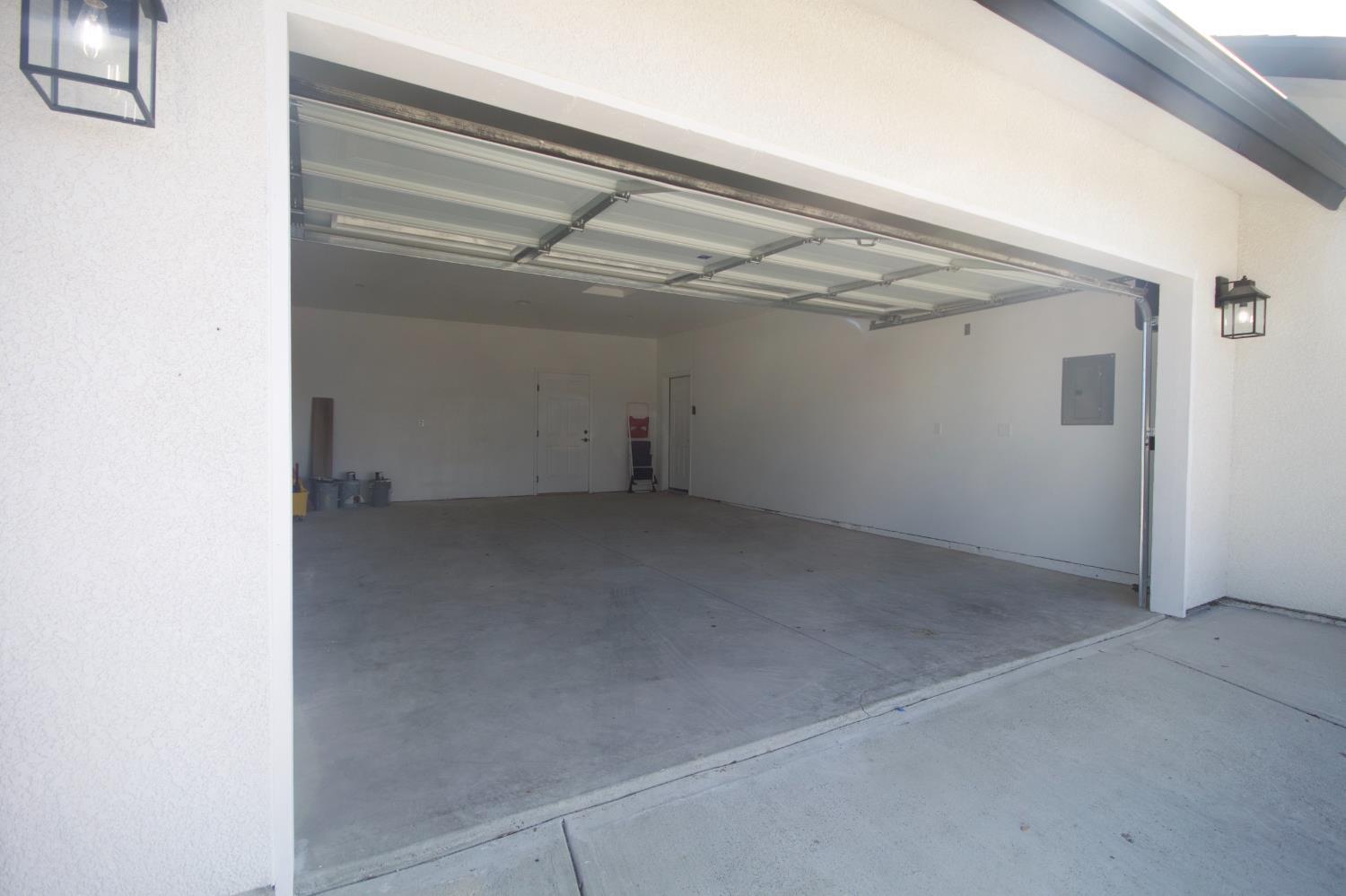 Coarsegold, California, 93614, United States, 3 Bedrooms Bedrooms, ,2 BathroomsBathrooms,Residential,For Sale,2011368