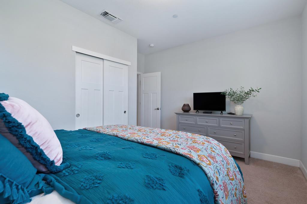 Woodland, California, 95776, United States, 3 Bedrooms Bedrooms, ,2 BathroomsBathrooms,Residential,For Sale,1989380