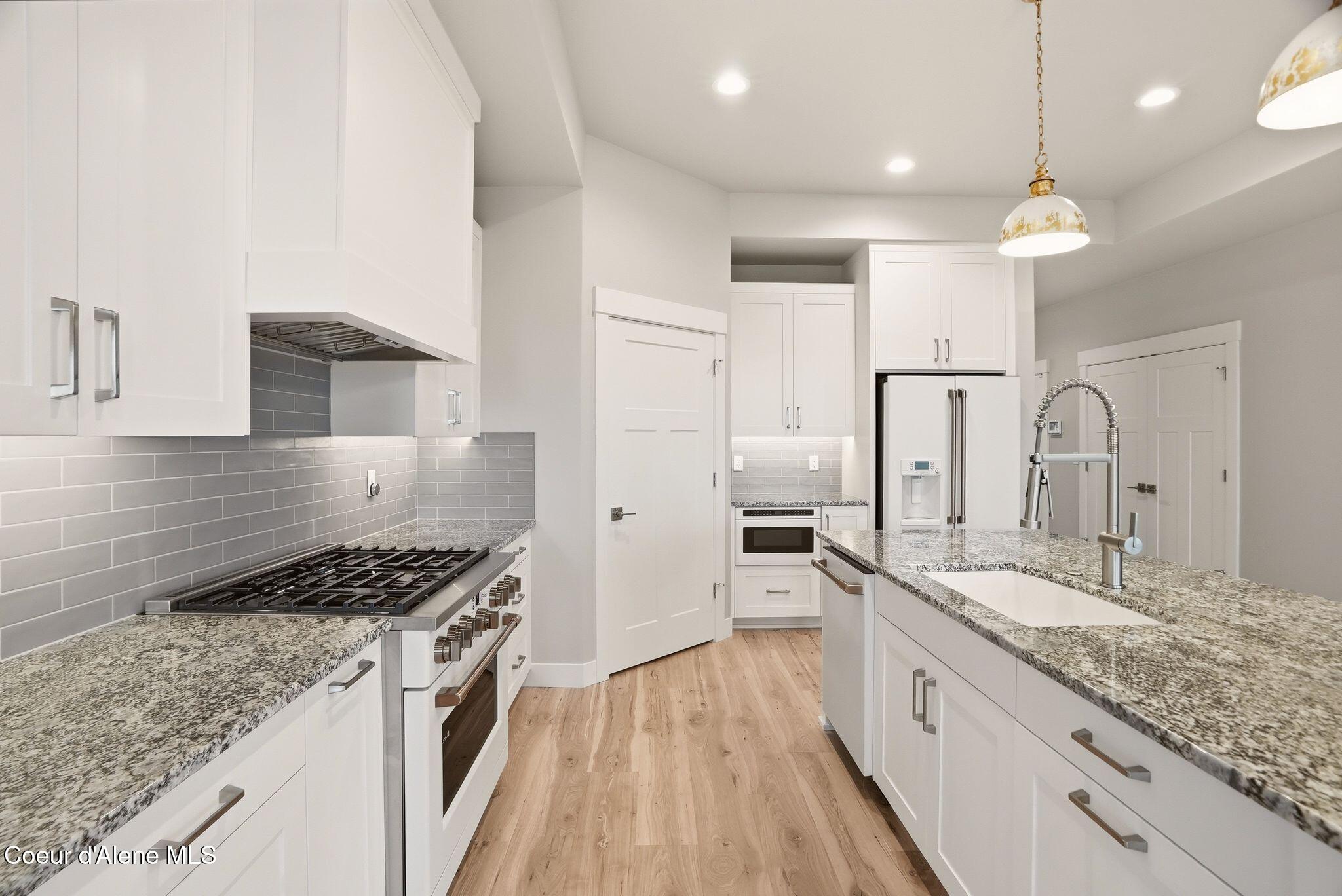 Coeur d'Alene, Idaho, 83815, United States, 4 Bedrooms Bedrooms, ,3 BathroomsBathrooms,Residential,For Sale,2039969