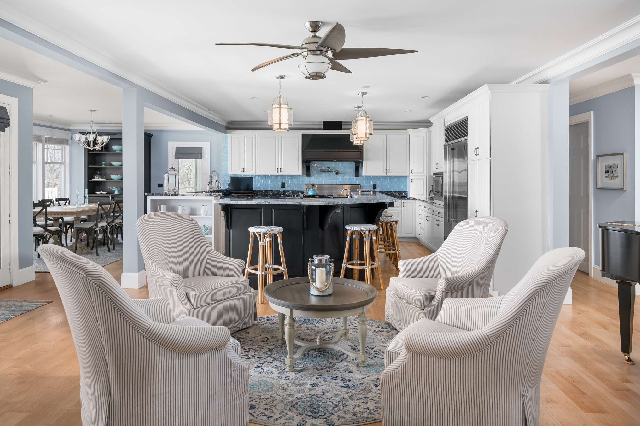  Elegant Estate Overlooking the Atlantic in Cape Neddick - 物件實景