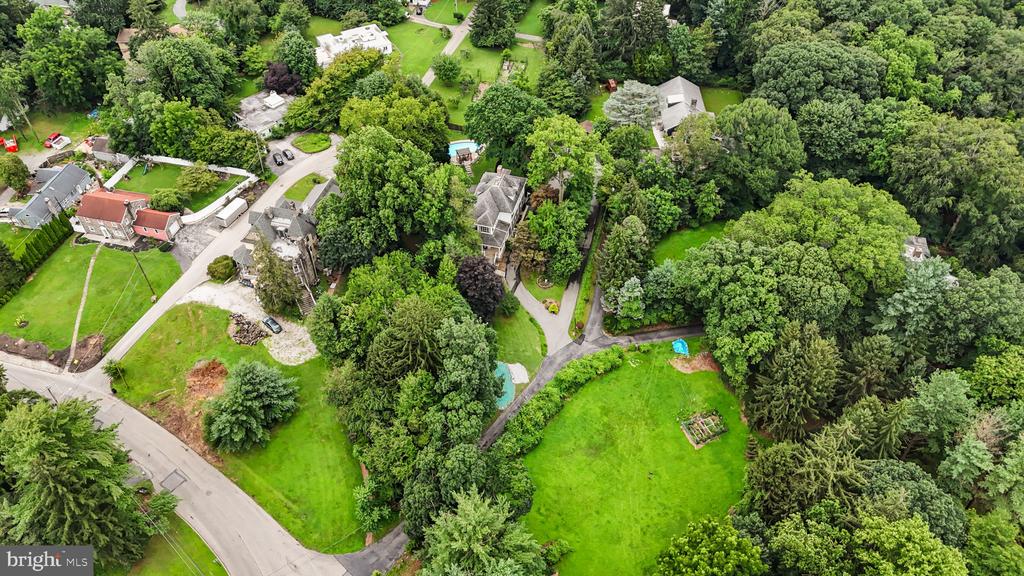 Lansdowne, Pennsylvania, 19050, United States, 5 Bedrooms Bedrooms, ,3 BathroomsBathrooms,Residential,For Sale,1926052