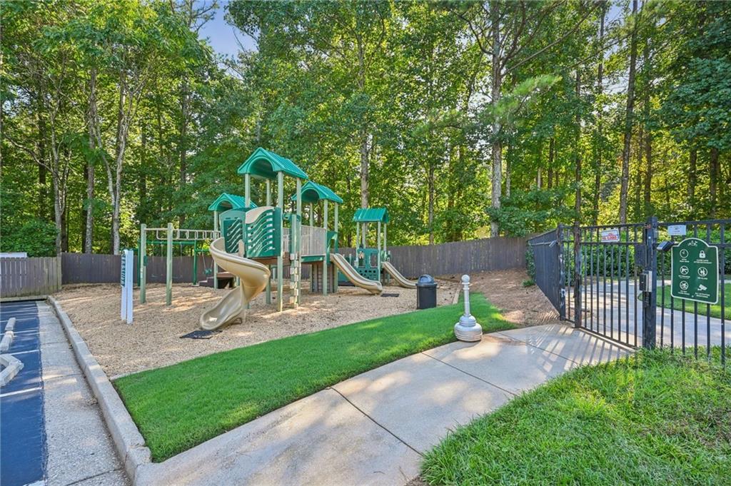 Dacula, Georgia, 30019, United States, 7 Bedrooms Bedrooms, ,4 BathroomsBathrooms,Residential,For Sale,1967692