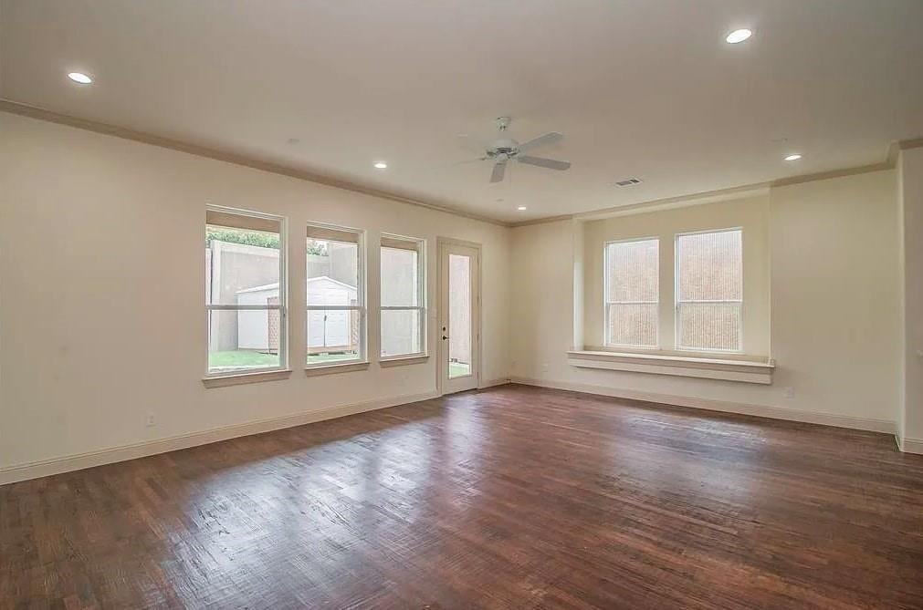 Irving, Texas, 75038, United States, 4 Bedrooms Bedrooms, ,5 BathroomsBathrooms,Residential,For Sale,1836156