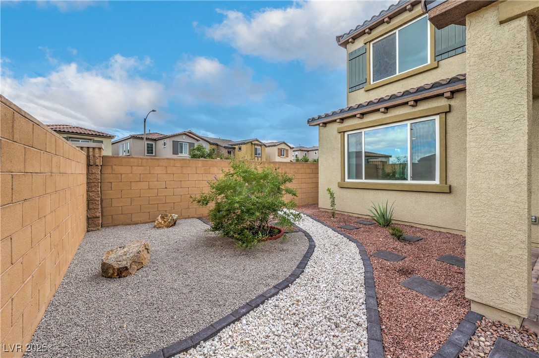 Las Vegas, Nevada, 89166, United States, 3 Bedrooms Bedrooms, ,3 BathroomsBathrooms,Residential,For Sale,1966892