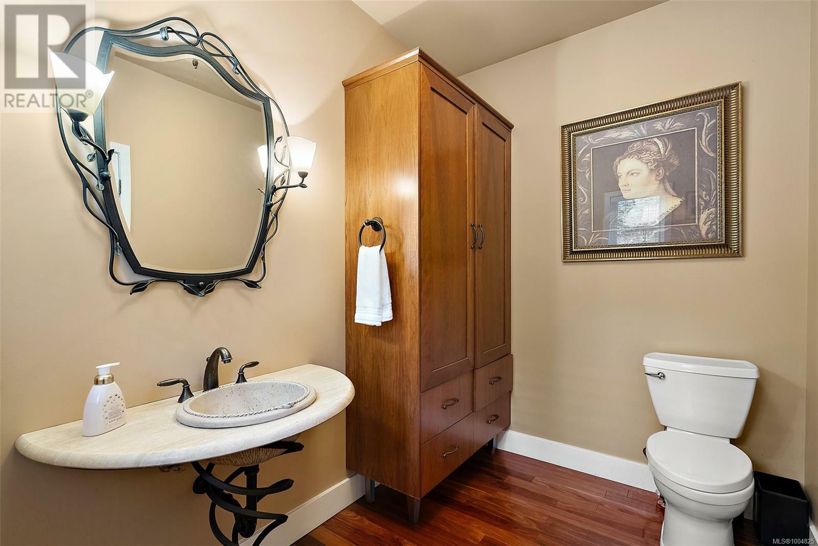 VIEW ROYAL, British Columbia, V9B 1A6, CA, 3 Bedrooms Bedrooms, ,5 BathroomsBathrooms,Residential,For Sale,1883403