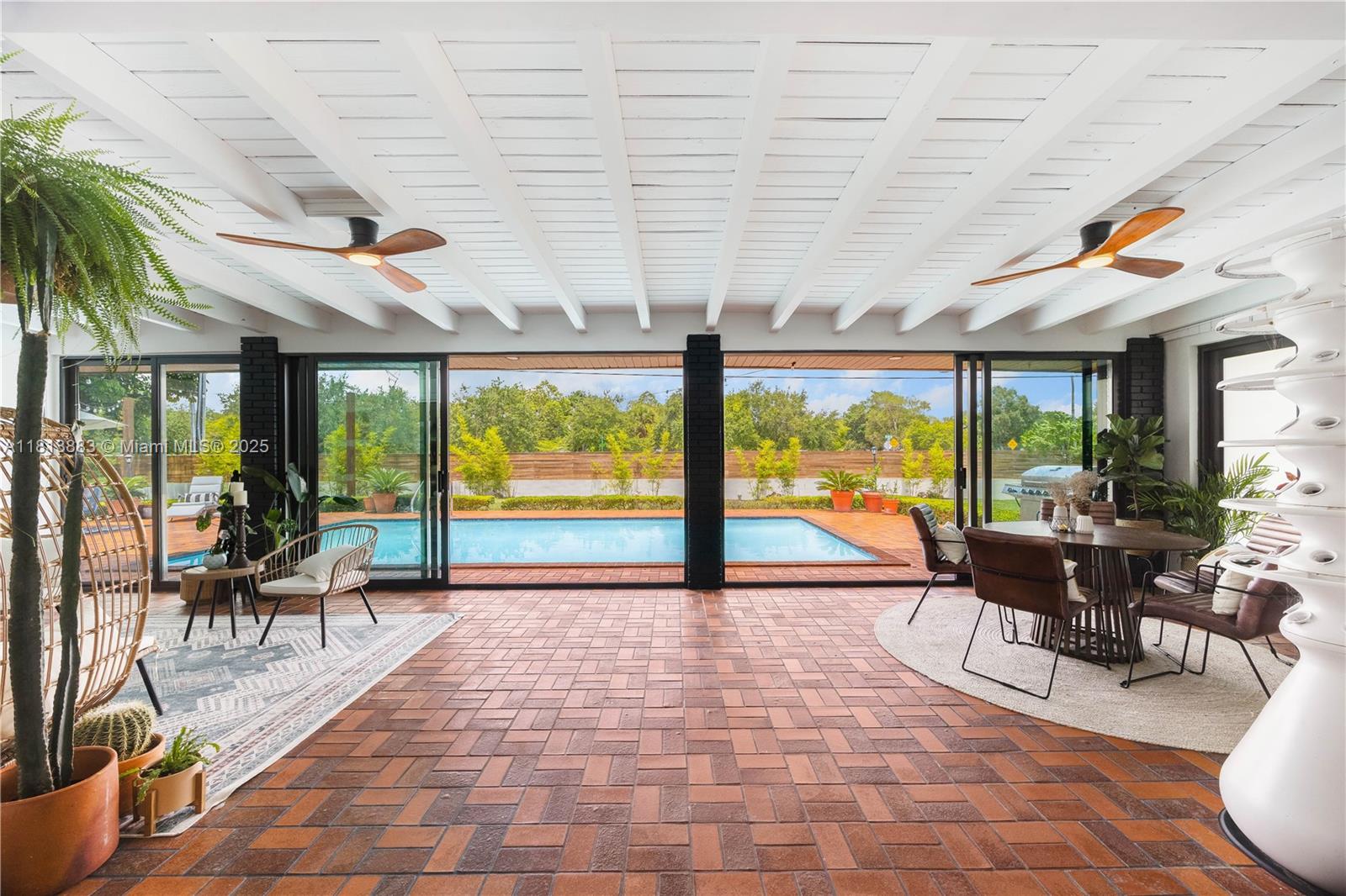 Miami, Florida, 33176, United States, 4 Bedrooms Bedrooms, ,3 BathroomsBathrooms,Residential,For Sale,1849943