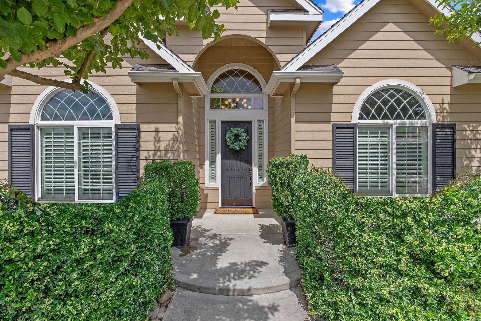 Visalia, California, 93277, United States, 3 Bedrooms Bedrooms, ,2 BathroomsBathrooms,Residential,For Sale,2048559