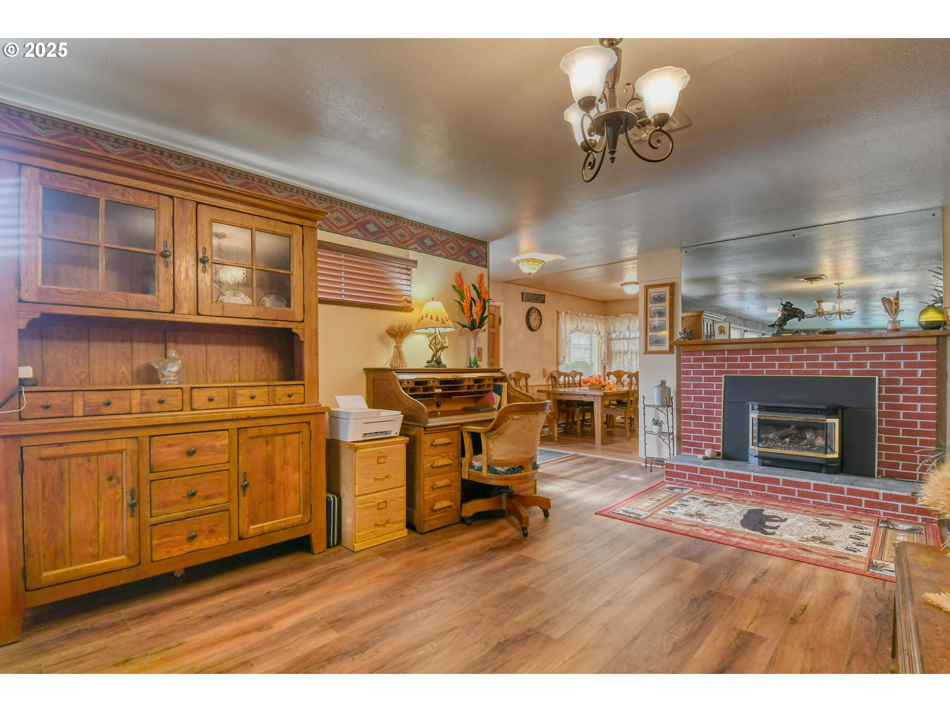 Echo, Oregon, 97826, United States, 3 Bedrooms Bedrooms, ,3 BathroomsBathrooms,Residential,For Sale,1987852