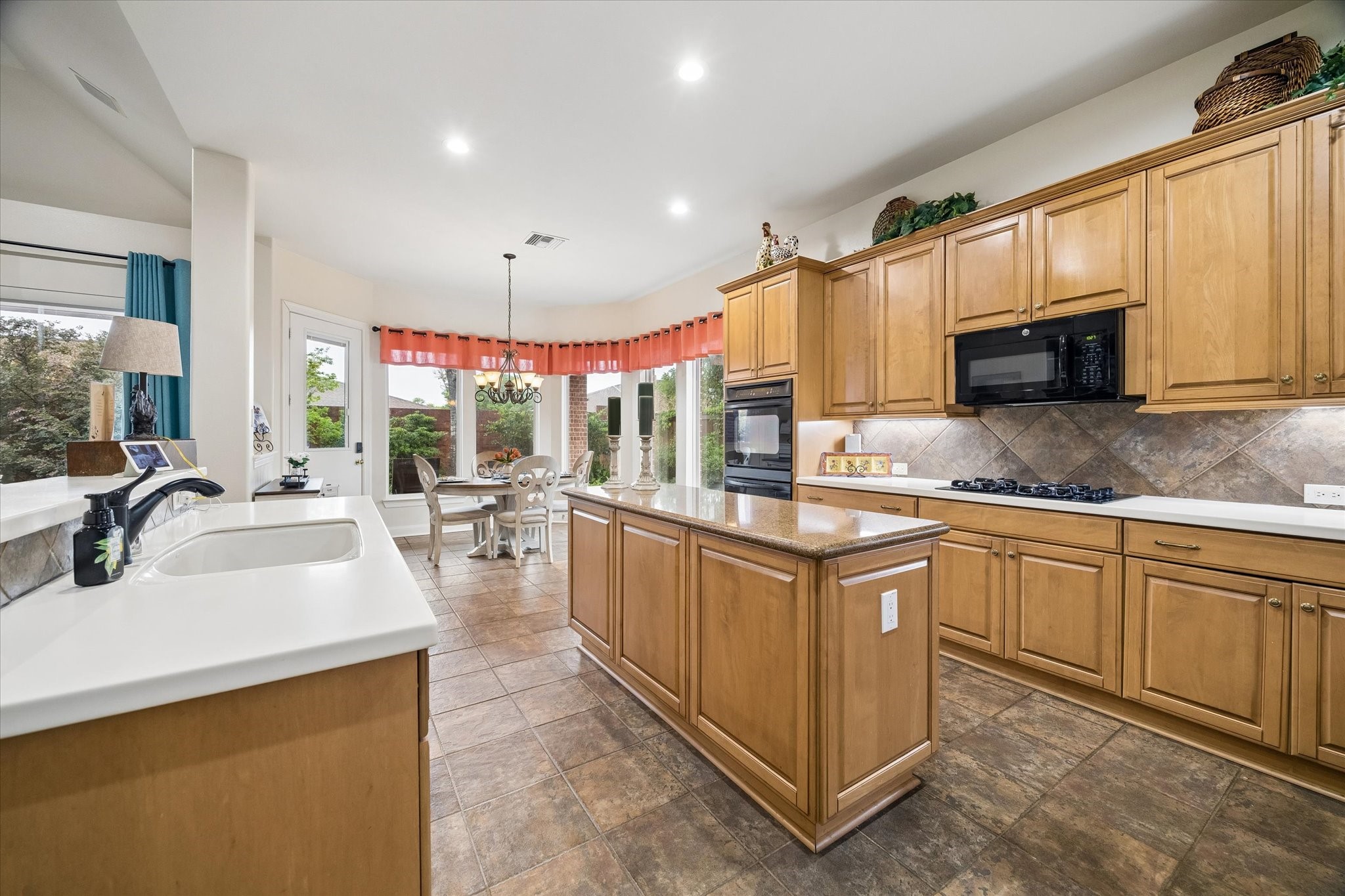  11426 Noblewood Crest Lane - 物件實景