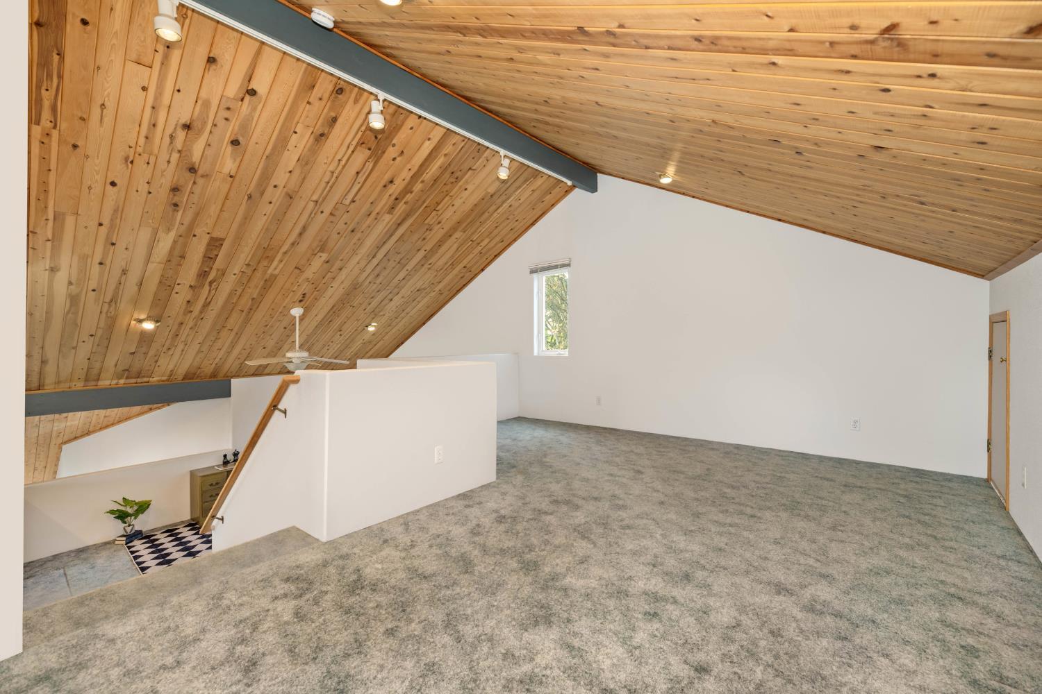 Penn Valley, California, 95946, United States, 3 Bedrooms Bedrooms, ,3 BathroomsBathrooms,Residential,For Sale,1989593