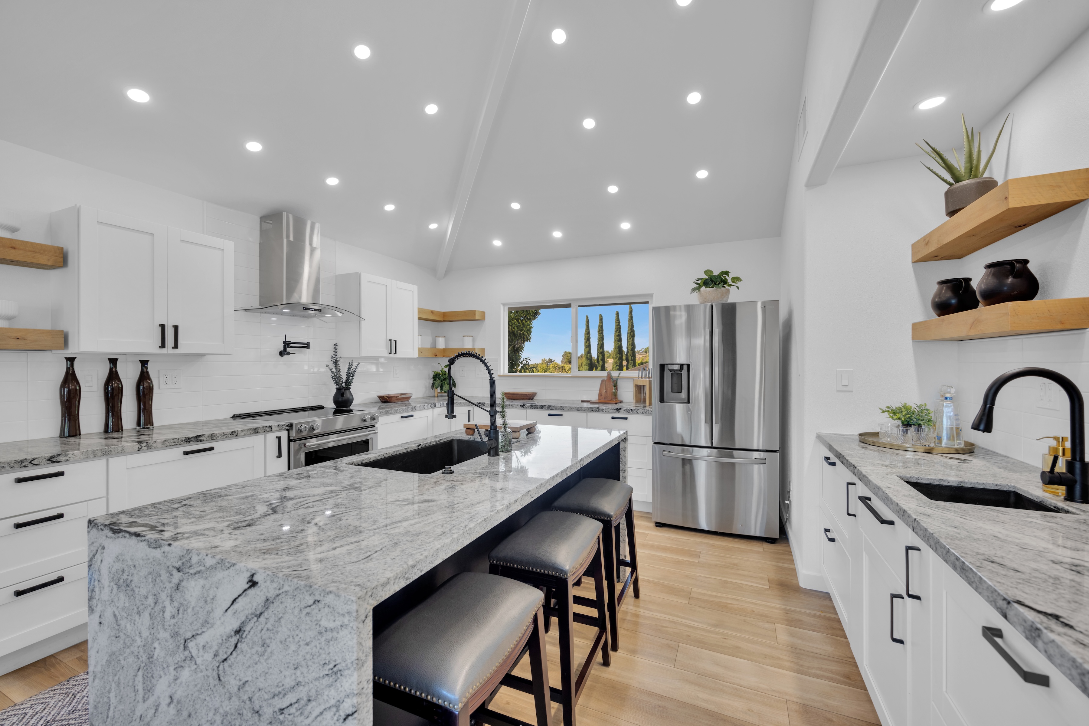  Modern Kula Orchards Home with Thoughtful Renovations - 物件實景