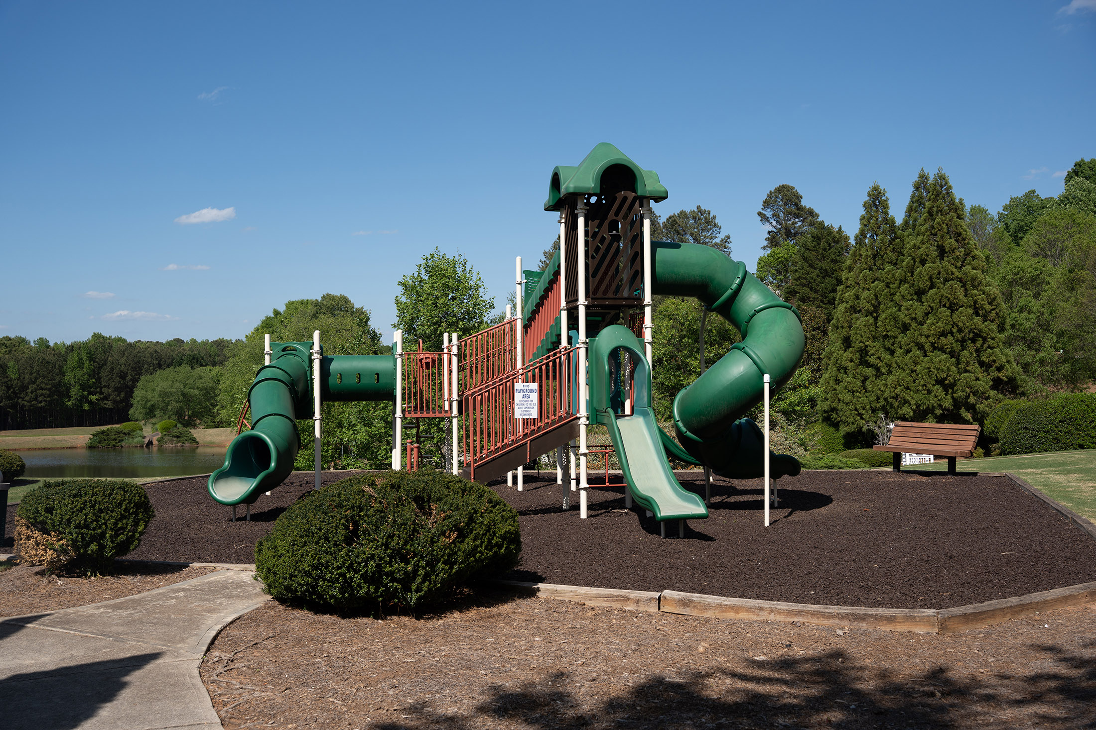  Tucked Within One of Kennesaw’s Most Sought-After Lake Communities - 物件實景