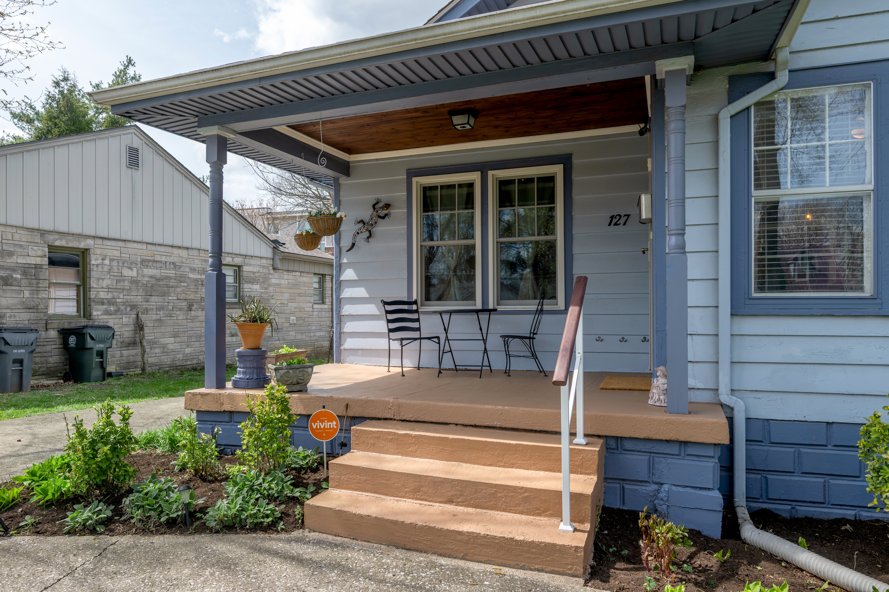  127 Delmont Drive - 物件實景