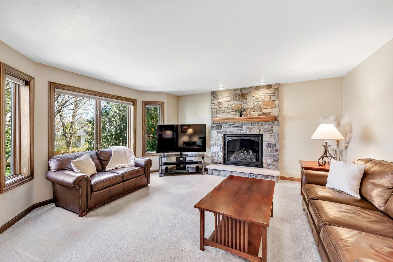 GREEN BAY, Wisconsin, 54313, United States, 4 Bedrooms Bedrooms, ,3 BathroomsBathrooms,Residential,For Sale,1818283