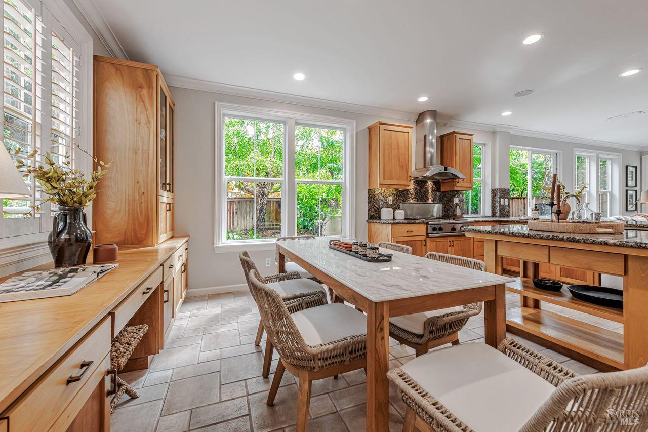 Novato, California, 94949, United States, 5 Bedrooms Bedrooms, ,3 BathroomsBathrooms,Residential,For Sale,1941742