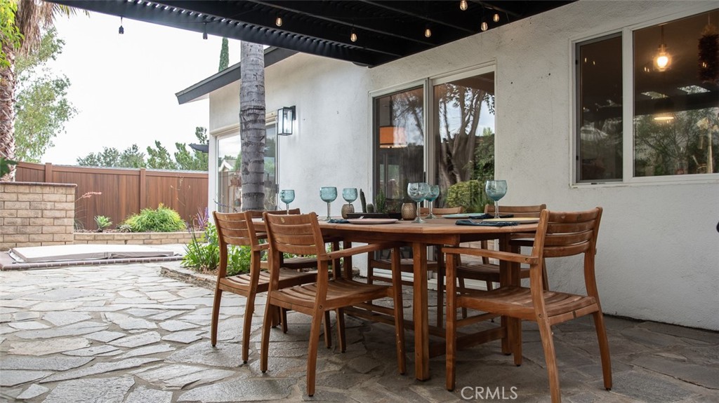 Agoura Hills, California, 91301, United States, 3 Bedrooms Bedrooms, ,1 BathroomBathrooms,Residential,For Sale,1992879