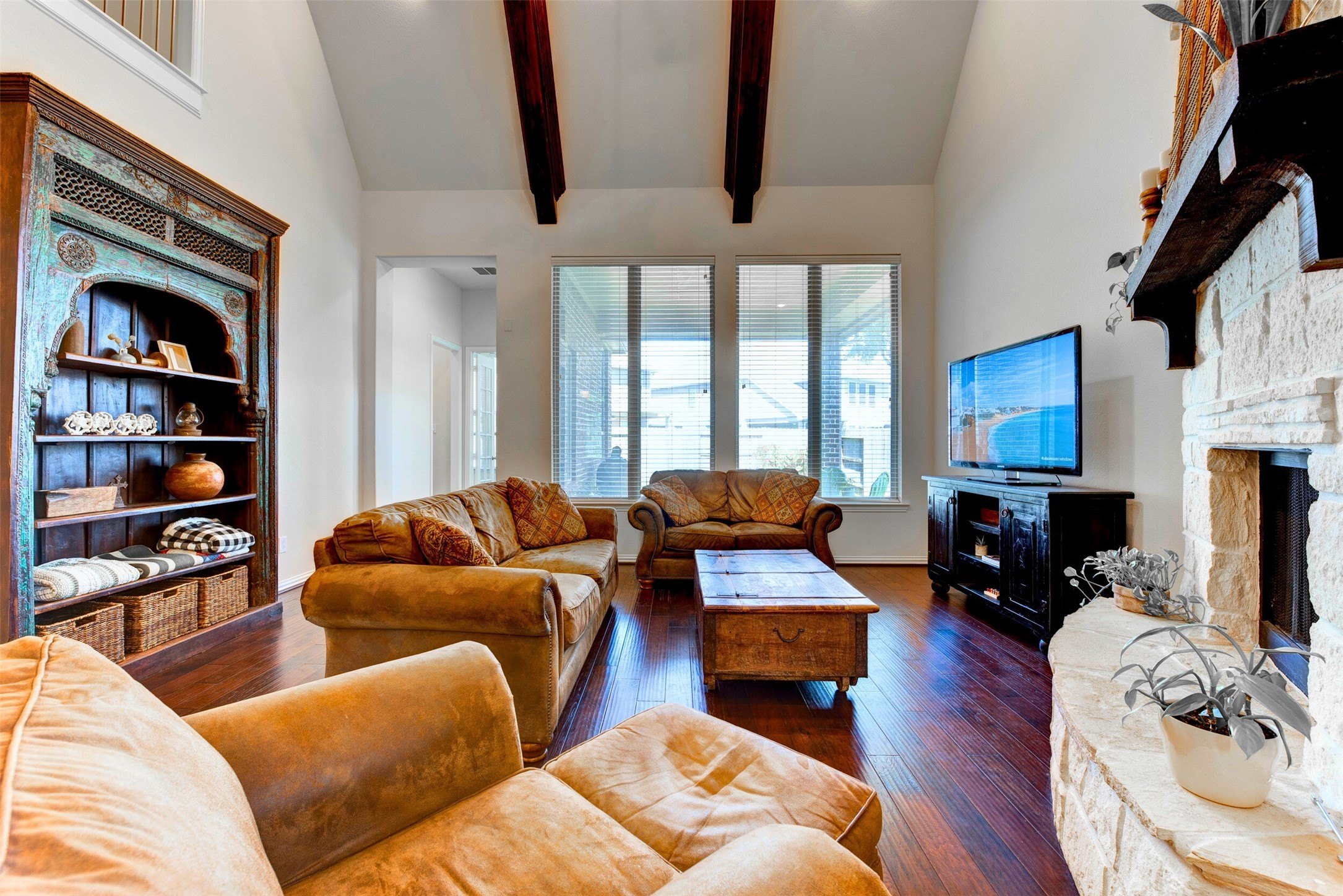 Fulshear, Texas, 77441, United States, 4 Bedrooms Bedrooms, ,4 BathroomsBathrooms,Residential,For Sale,1928205