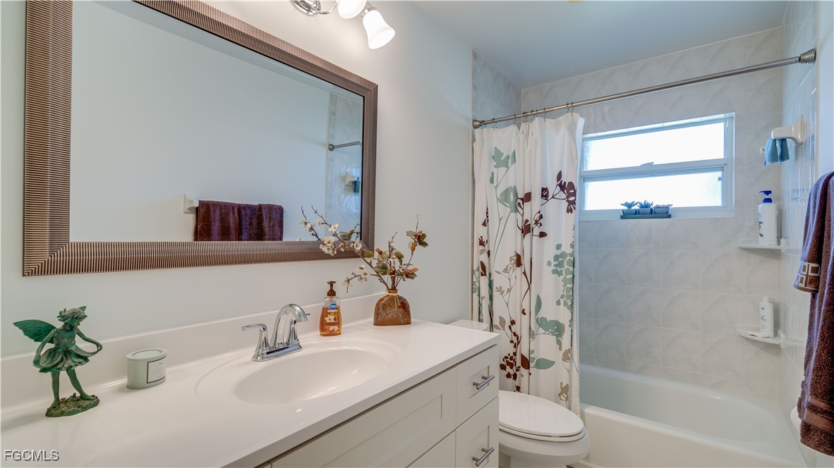 Cape Coral, Florida, 33990, United States, 3 Bedrooms Bedrooms, ,3 BathroomsBathrooms,Residential,For Sale,2013997