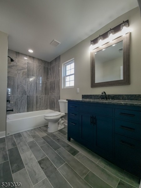 Rahway City, New Jersey, 07065-4238, United States, 4 Bedrooms Bedrooms, ,3 BathroomsBathrooms,Residential,For Sale,1924067