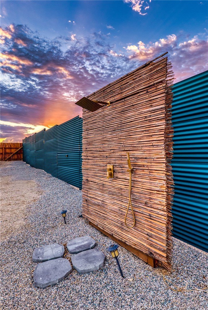 29 Palms, California, 92277, United States, 3 Bedrooms Bedrooms, ,1 BathroomBathrooms,Residential,For Sale,1932486