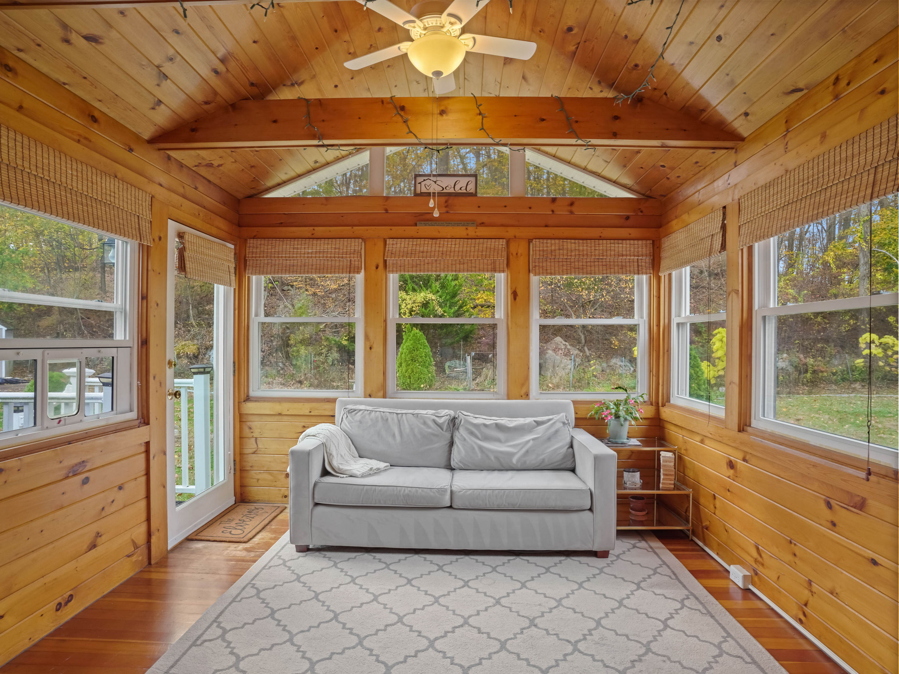 Norwalk, Connecticut, 06850, United States, 3 Bedrooms Bedrooms, ,2 BathroomsBathrooms,Residential,For Sale,1989488