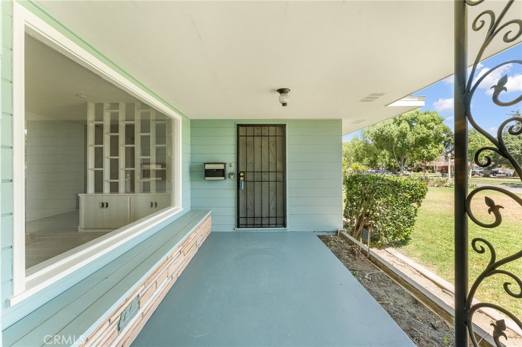 San Bernardino, California, 92405, United States, 3 Bedrooms Bedrooms, ,2 BathroomsBathrooms,Residential,For Sale,1931441
